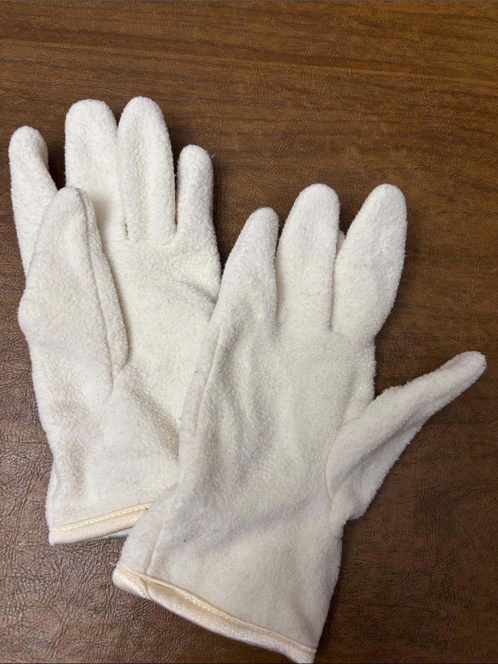 Benetton Girls Gloves